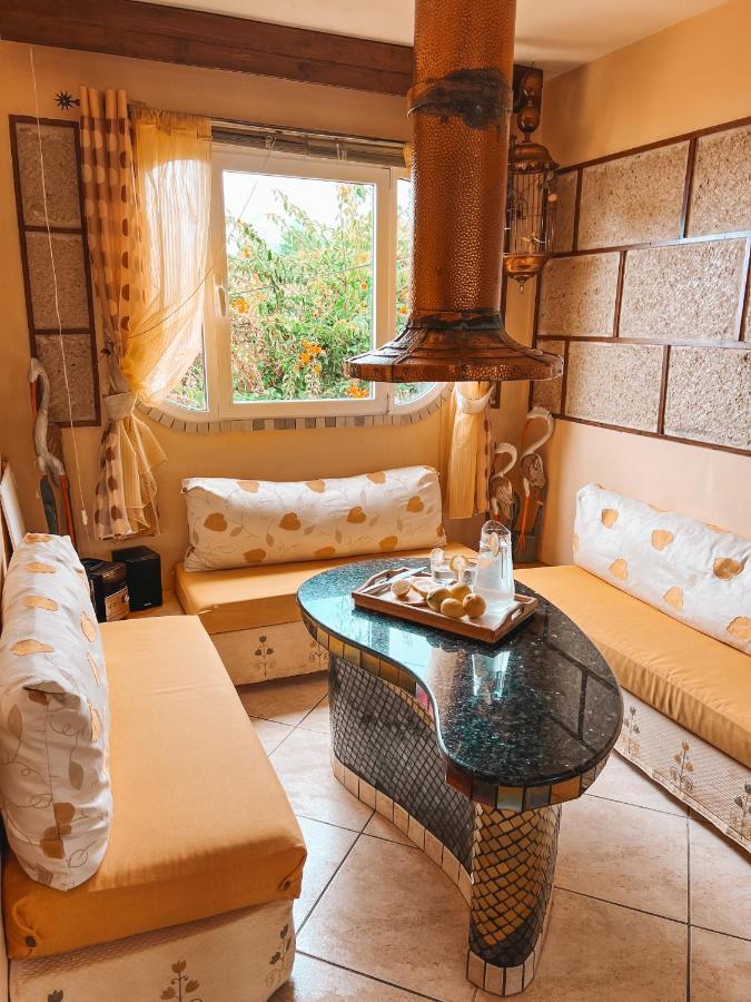 Apartment With Huge Deck Nestled In Marvelous Gardens - Nidos ラ・オロタバ エクステリア 写真